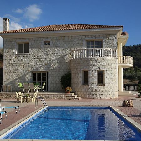 Villa Melyia Kato Pyrgos Ruang foto