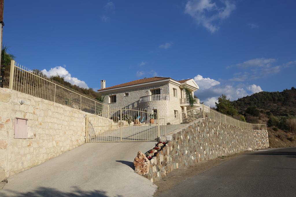 Villa Melyia Kato Pyrgos Ruang foto