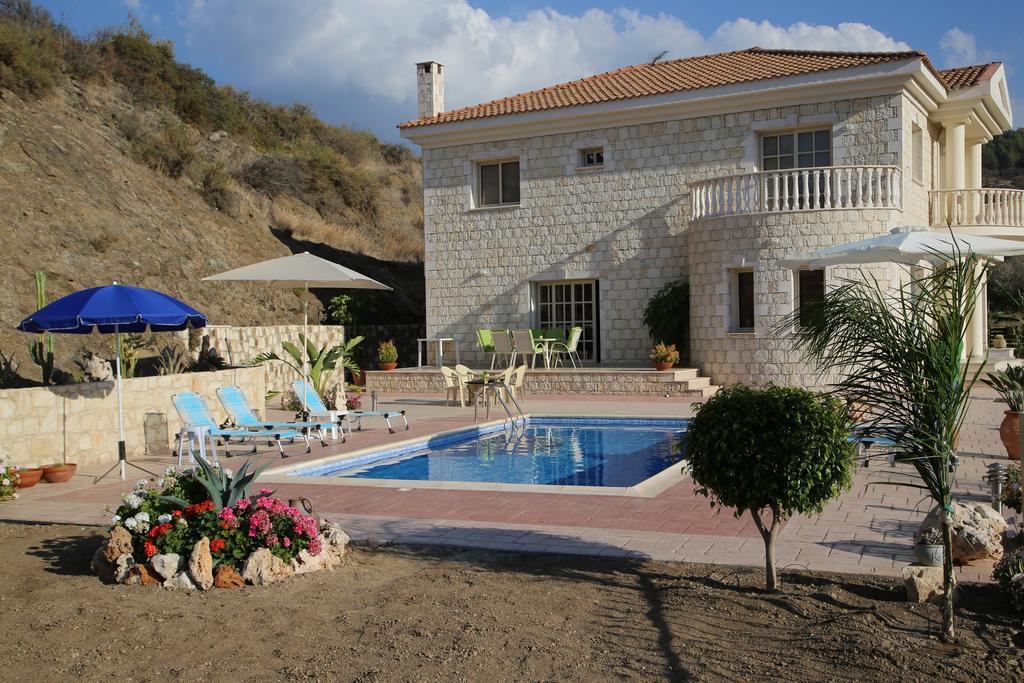 Villa Melyia Kato Pyrgos Ruang foto